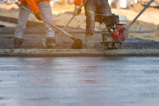 Best Commercial Concrete Contractor  in Huntgburg, IN
