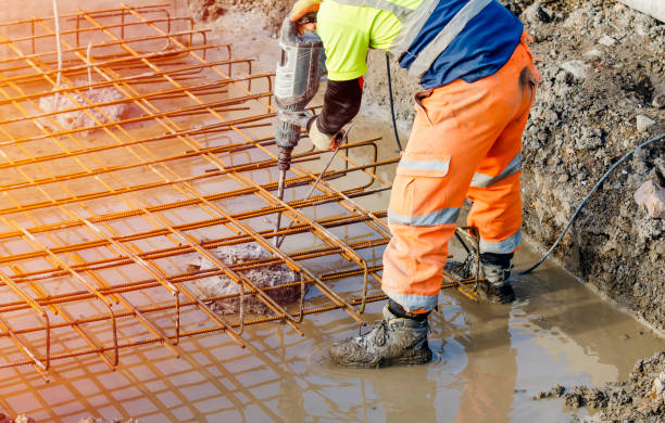 Best Concrete Walkway Installation  in Huntgburg, IN
